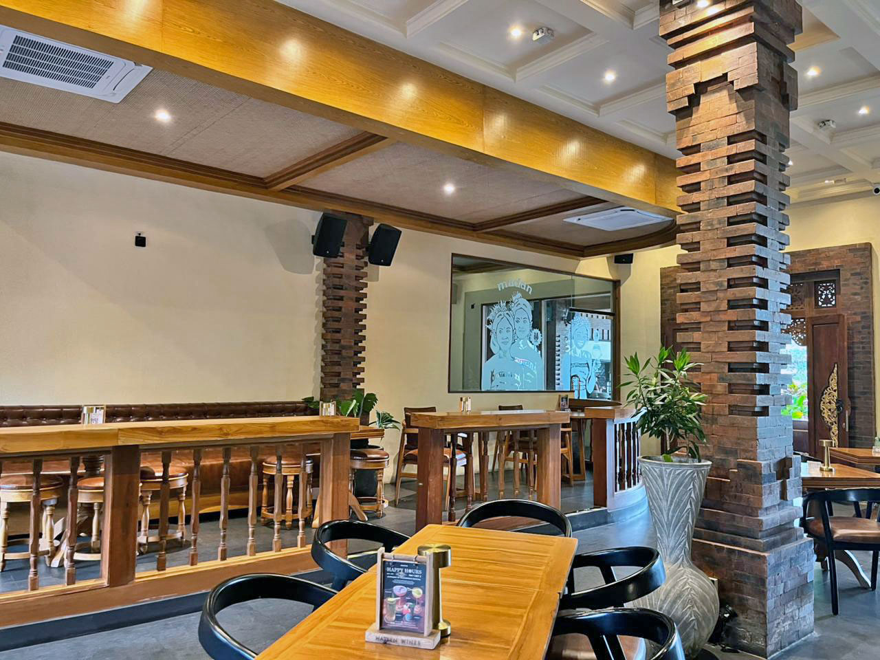 Restaurant in Seminyak