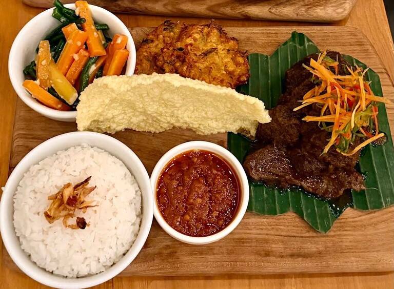 Best Rendang Restaurant in Seminyak